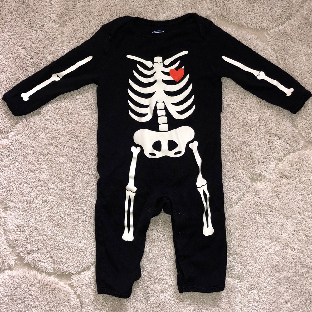 Baby Halloween skeleton onesie 6-12 months